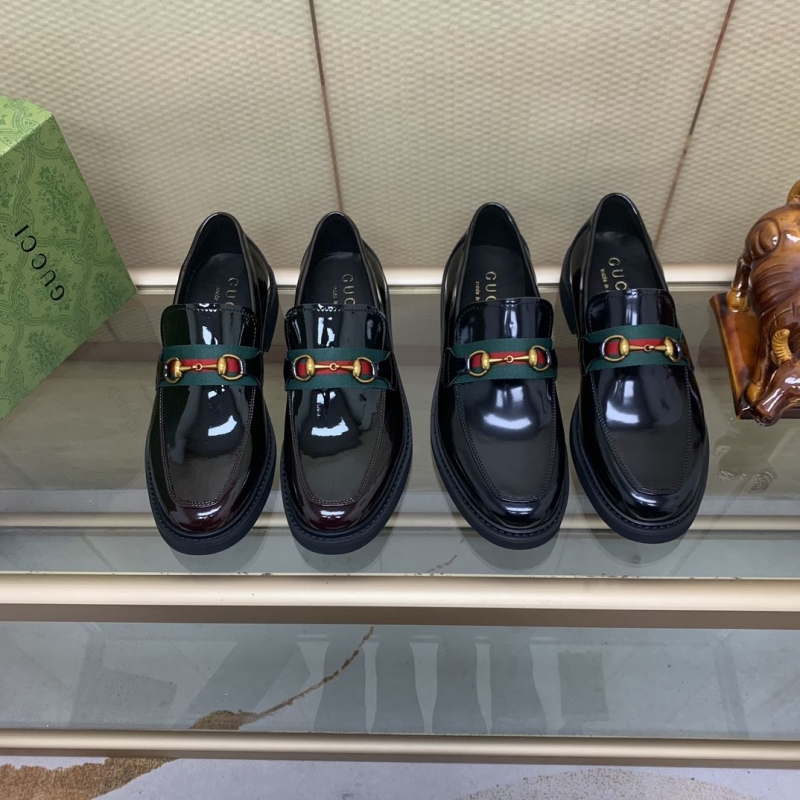 G*u*i leather shoes